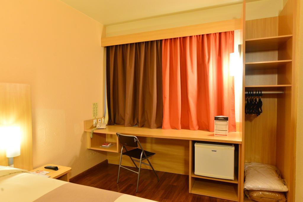 Ibis Caxias Do Sul Hotel Exterior foto